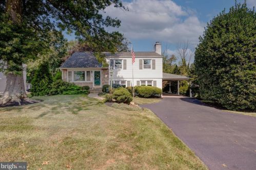 848 Woodlawn Dr, Lansdale PA  19446-4516 exterior