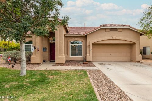 254 Nunneley Rd, Gilbert, AZ 85296-3429