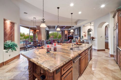 12160 Whispering Wind Dr, Scottsdale AZ  85255-5972 exterior