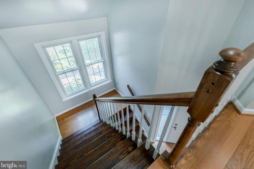 1704 Wheatland Ave, Lancaster PA  17603-4520 exterior