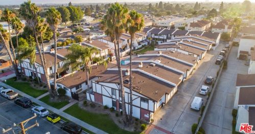 14565 Cerise Ave, Hawthorne CA  90250-8561 exterior