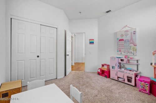 247 Gilea Ct, Santa Maria CA 93455-1382 exterior