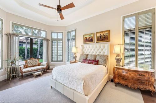 2239 Residence Cir, Naples FL 34105-3084 exterior