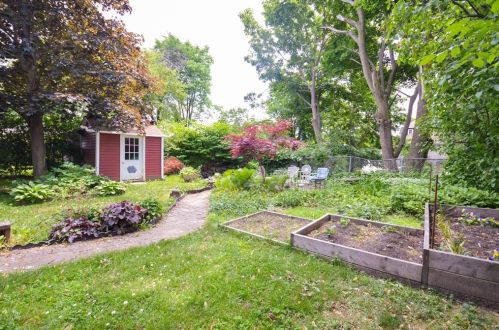 22 Cresthill Rd, Boston MA  exterior