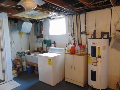 119 Shultz St, Connellsville PA  15425-2220 exterior