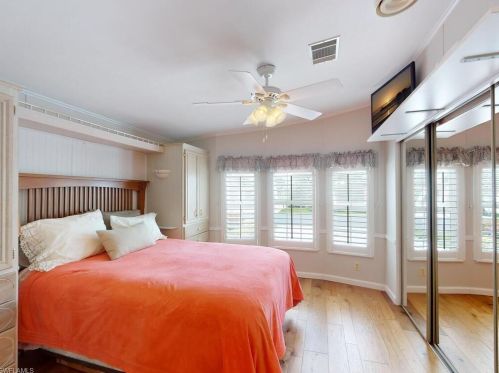 1041 Silver Lakes Blvd, Naples FL  34114-9334 exterior