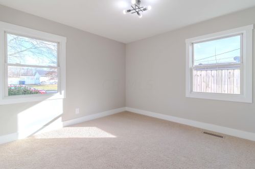 1139 Hillridge Rd, Reynoldsburg OH  43068-2123 exterior