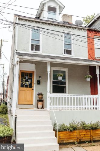 26 New St, Lancaster, PA 17602-2028