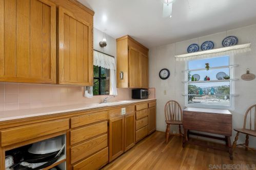 9414 Winter Gardens Blvd, Lakeside CA  92040-4541 exterior