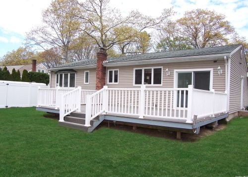 12 Lehman Ave, South Setauket NY  11720-1912 exterior