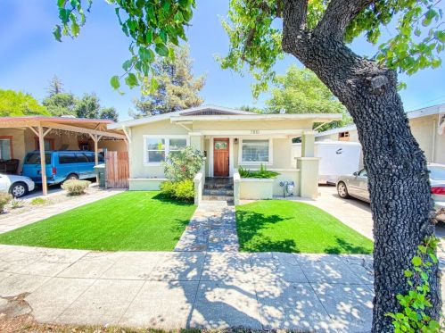 7810 Church St, Gilroy, CA 95020-5121