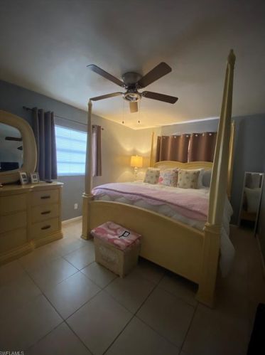 746 111th Ave, Naples FL  34108-1828 exterior
