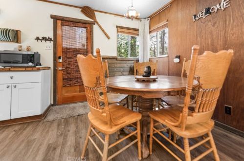 340 Sherwood Blvd, Big Bear City CA  92314 exterior