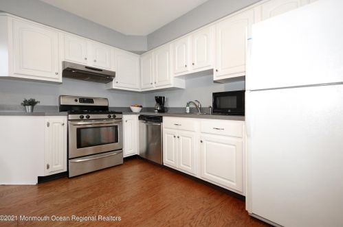 3402 James Ct, Middletown NJ  07748-3470 exterior