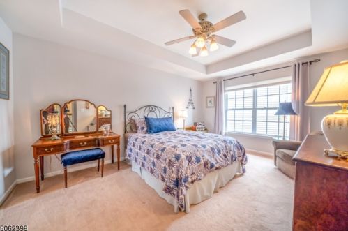 40 Brock Ln, Hackettstown NJ  07840-5677 exterior