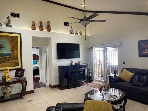 11700 Pope Ave, Lynwood CA  90262-4676 exterior
