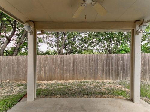 2617 Tuscan View Dr, Fort Worth TX  76131-5125 exterior