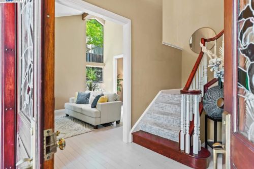 1209 Robyn Dr, Danville, CA 94526-5025