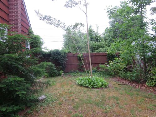 59 Manhattan Blvd, Islip Terrace NY  11752-2300 exterior
