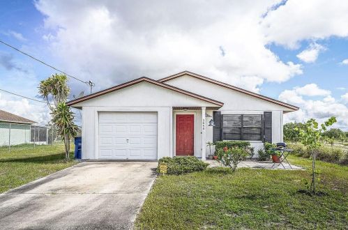 3646 Ellington Ave, Sebring FL  33870-5407 exterior