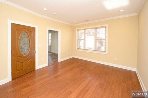 428 Washington Ave, Cliffside Park NJ  07010-1813 exterior