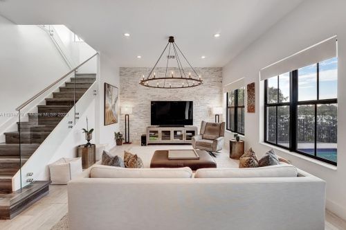 8297 28th St, Hollywood FL  33024-3187 exterior