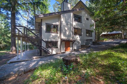 5020 Lode Stone Ct, Michigan Bluff CA  95631-9731 exterior