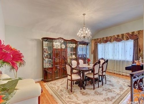 2534 Sawmill Rd, North Bellmore NY  11710-2322 exterior