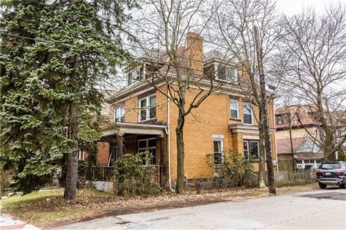 31 Lincoln Ave, Pittsburgh PA  15206-2313 exterior