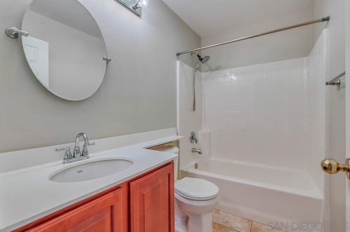 32758 Stonefield Ln, Temecula CA  92592-7207 exterior