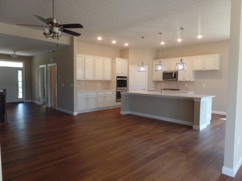 1323 Pekin Rd, Liberty Township OH  exterior