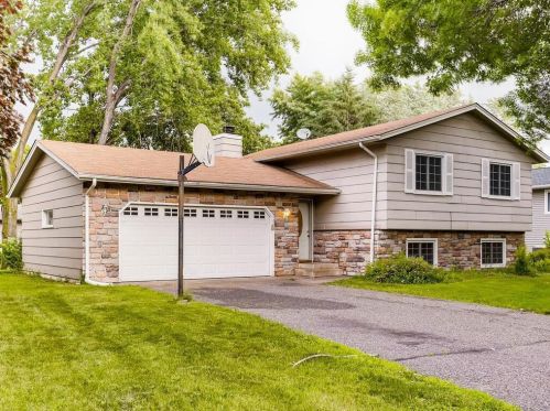1608 Meadowwood Dr, Minneapolis, MN 55444-2459