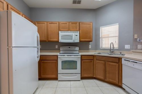 4219 Winding Vine Dr, Lakeland FL  33812-2205 exterior