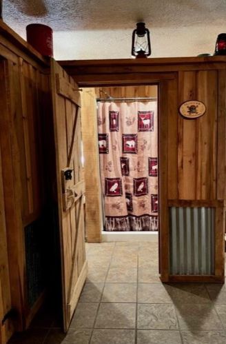 24480 Bushby Rd, Laurelville OH  43152-9712 exterior