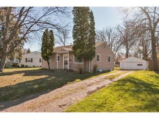 7533 59th Pl, Minneapolis, MN 55428-3201