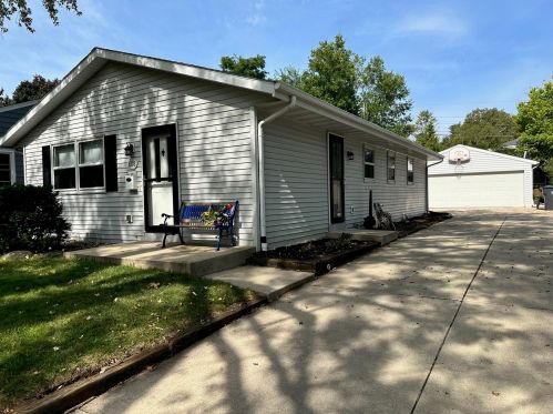 808 Michigan Ave, Waukesha WI  53188-3038 exterior