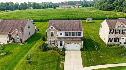 2101 Gardenia Dr, Pataskala, OH 43062-6013