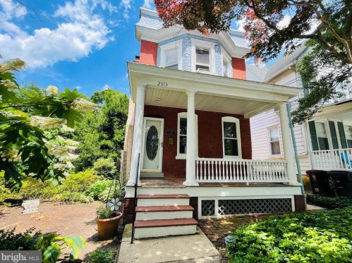 2313 18th St, Wilmington, DE 19806-1203