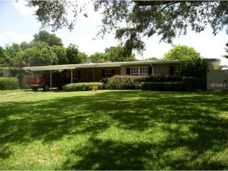 1325 Canberra Ave, Orlando, FL 32806-1738