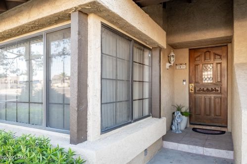 70 Mariposa Dr, Lake Havasu City, AZ 86403-7457