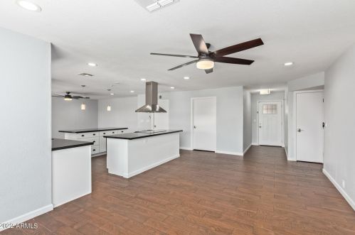 6027 Spring Rd, Scottsdale AZ  85254-5547 exterior