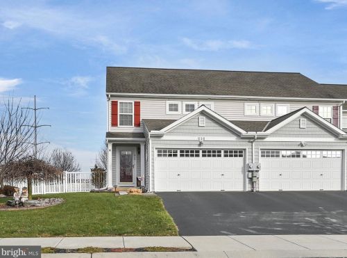 616 Fox Ridge Ln, Lebanon, PA 17042-7692