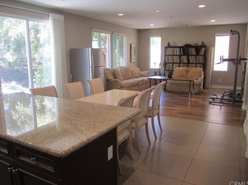 6546 Vanderbilt St, Chino CA  91710-6917 exterior