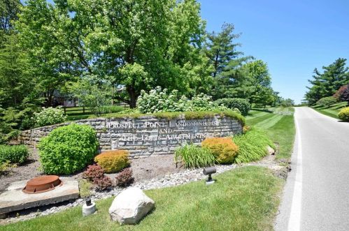 922 Dry Valley Ct, Covington, KY 41017-3610