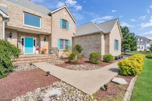 8 Sunny Ln, Andover NJ  07821-2122 exterior