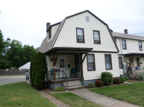 148 Cooper Hill St, Manchester, CT 06040-5705