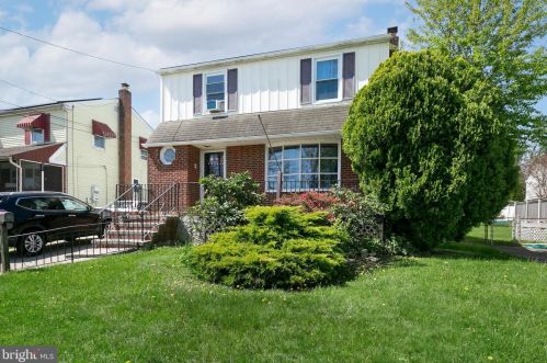 455 49th St, Camden, NJ 08110-3910