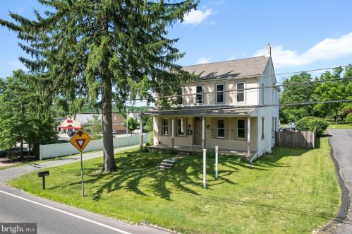 1214 Gravel Pike, Perkiomenville, PA 18074-9495