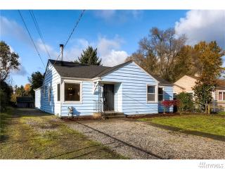12833 7 Ave, Seattle WA  98168-2708 exterior