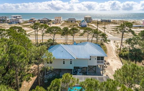 1309 Gulf Beach Dr, Saint George Island, FL 32328-3118